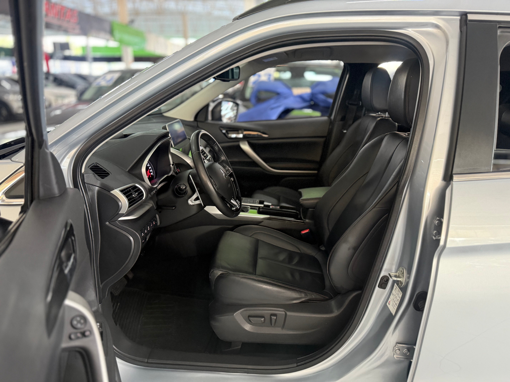 Mitsubishi Eclipse Cross Prata