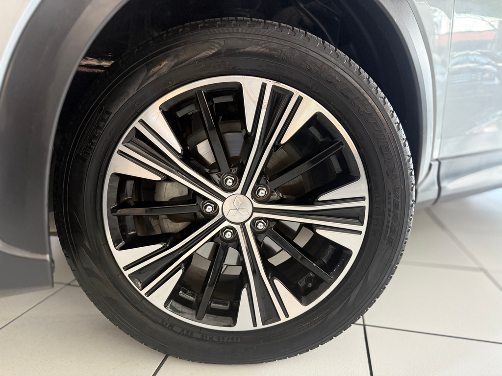 Mitsubishi Eclipse Cross Prata