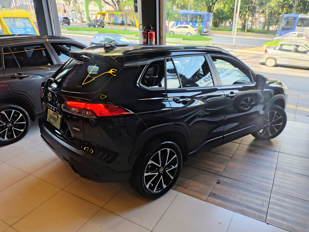 Toyota Corolla Cross Preto