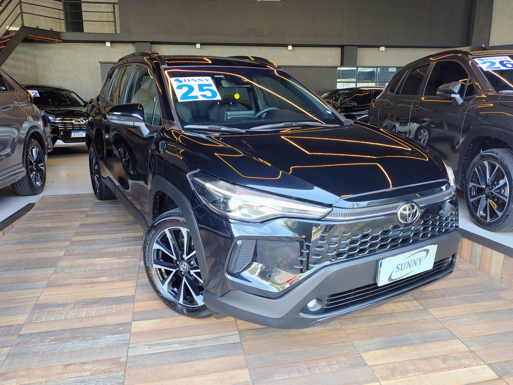 Toyota Corolla Cross Preto