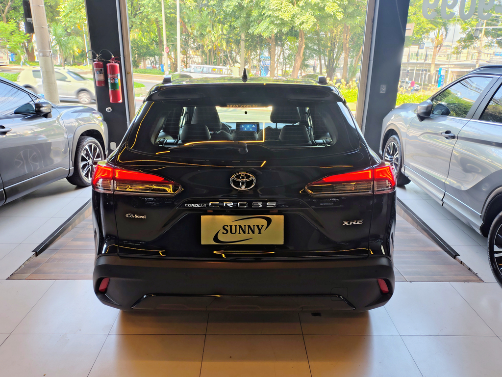 Toyota Corolla Cross Preto