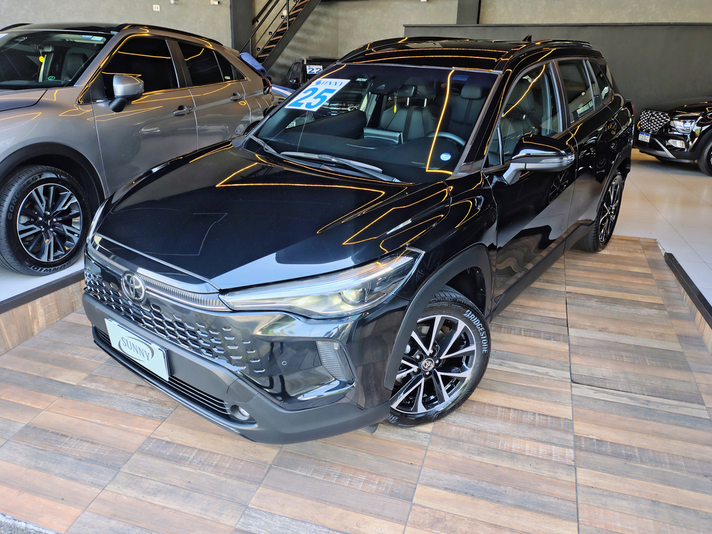 Toyota Corolla Cross Preto