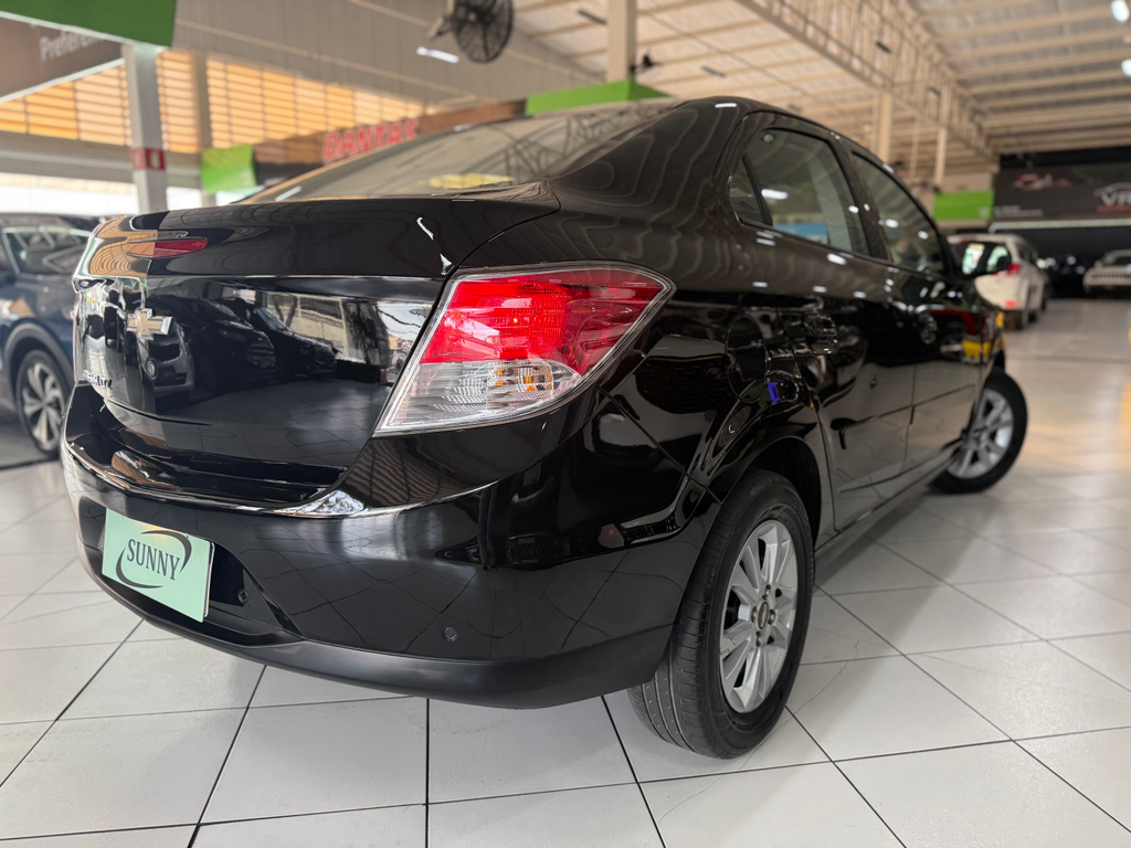 Chevrolet Prisma Preto