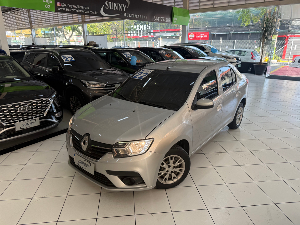 Renault Logan Prata