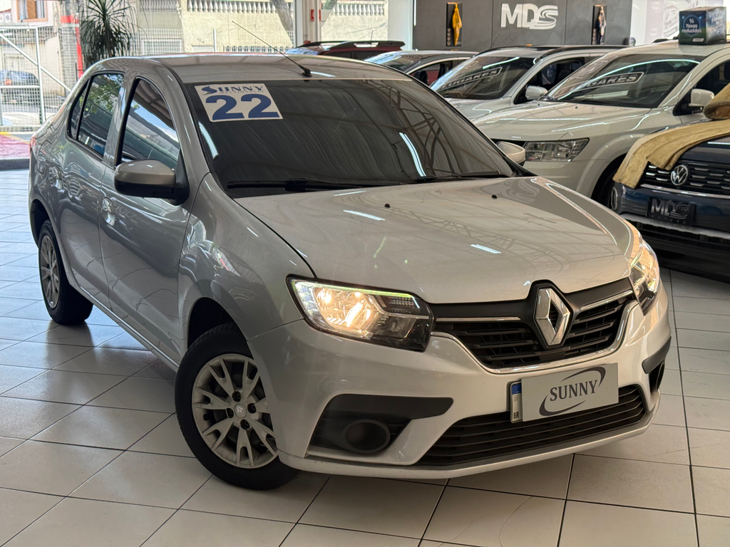 Renault Logan Prata