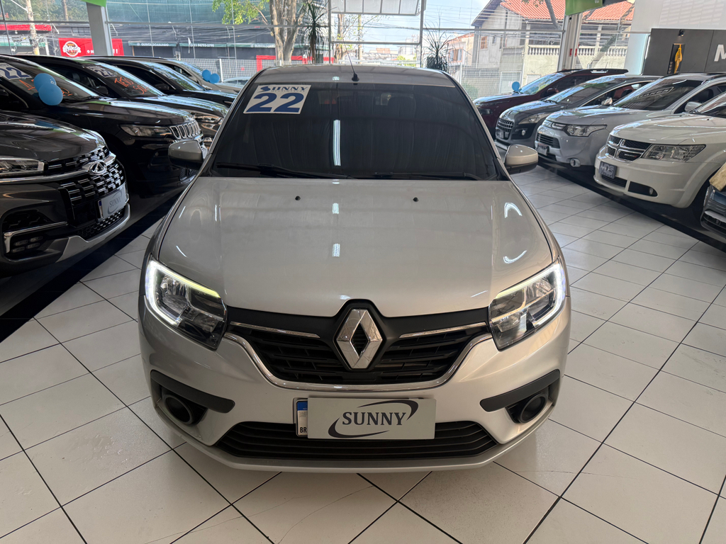 Renault Logan Prata