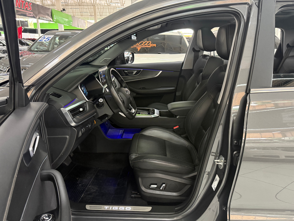 Chery Tiggo 8 Cinza