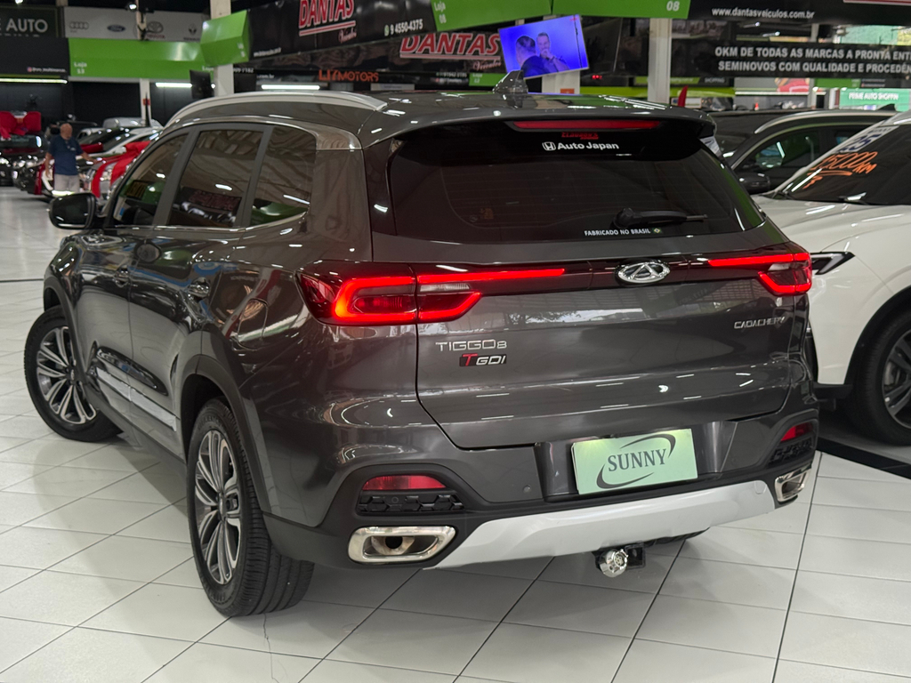 Chery Tiggo 8 Cinza