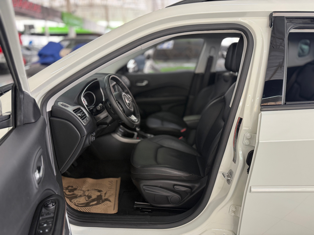 Jeep Compass Branco