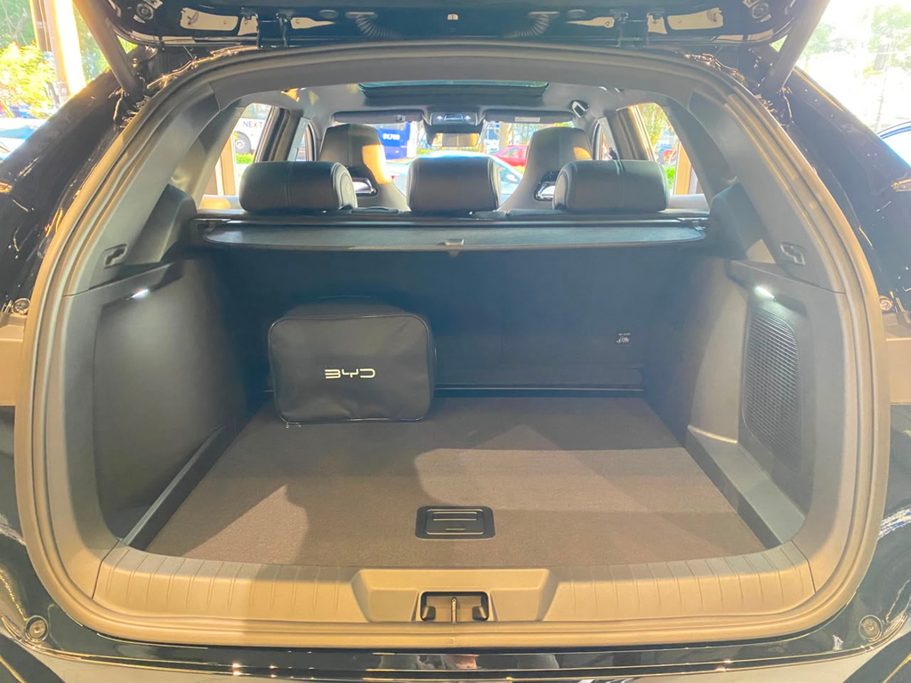 BYD SONG PLUS Preto