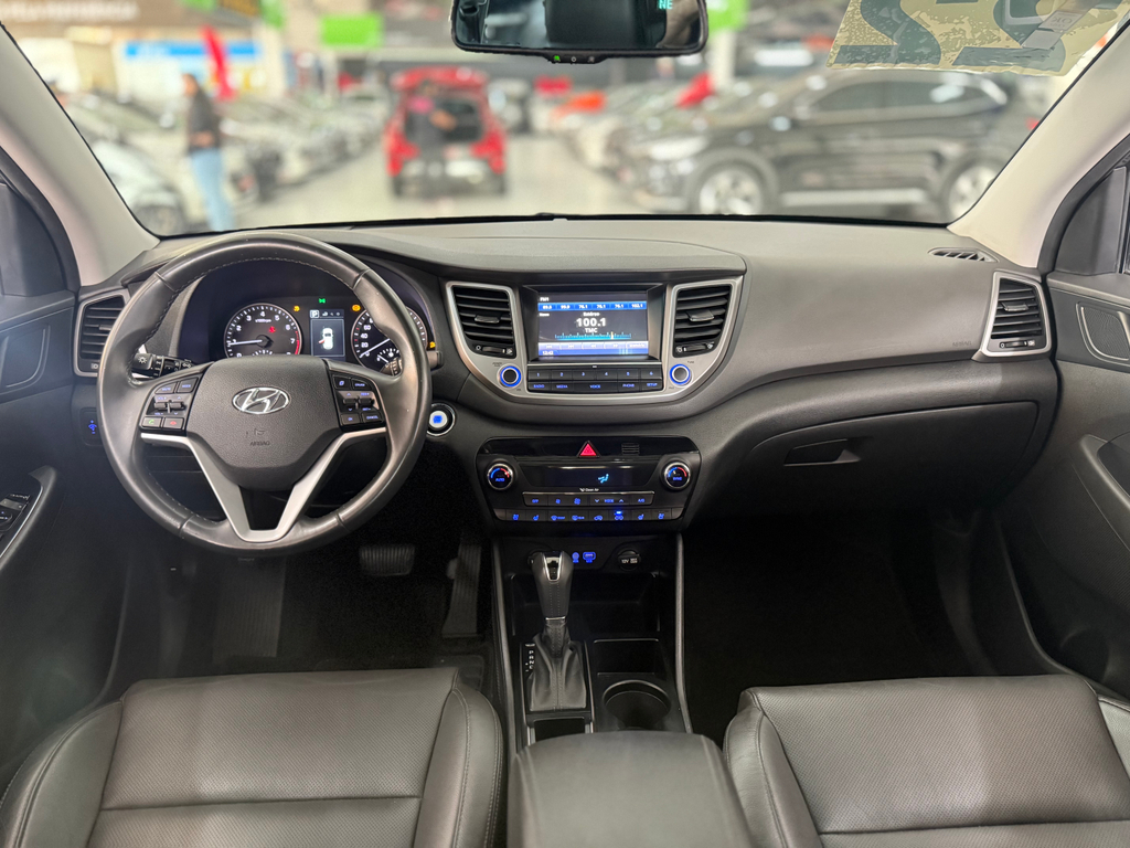 Hyundai Tucson Cinza