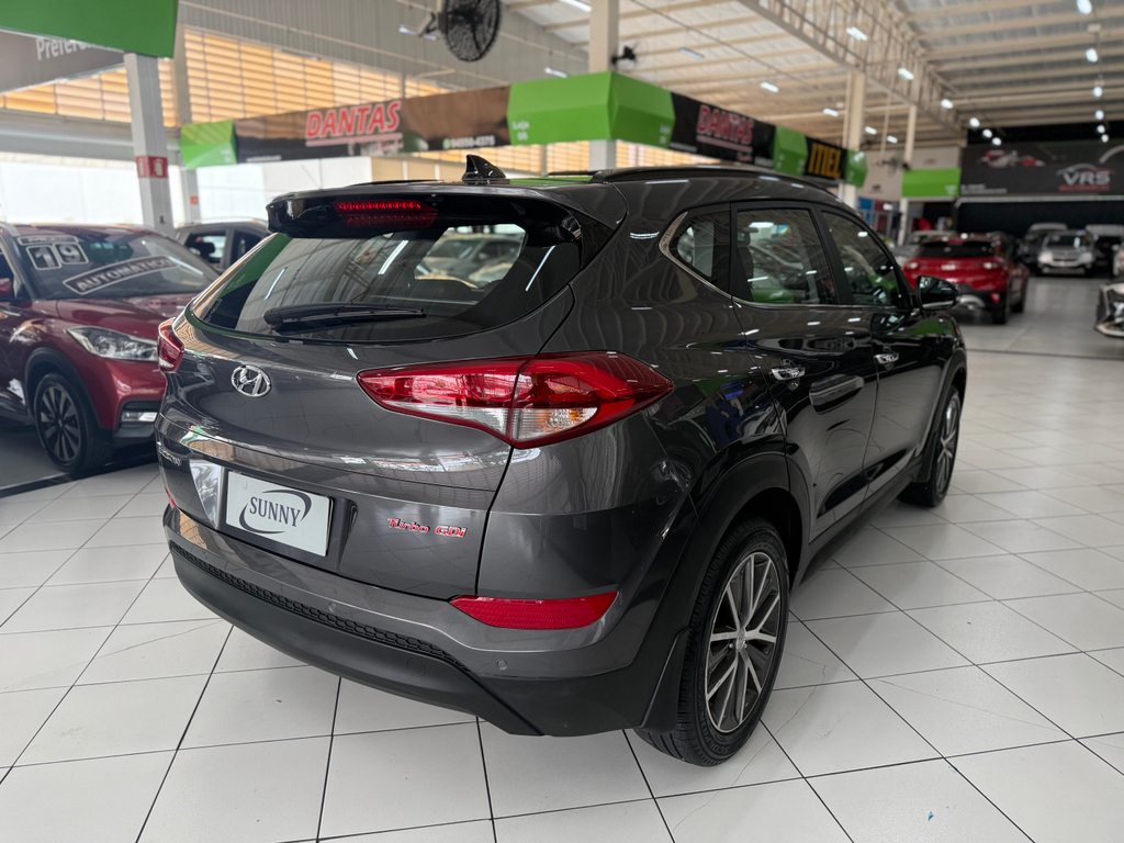 Hyundai Tucson Cinza
