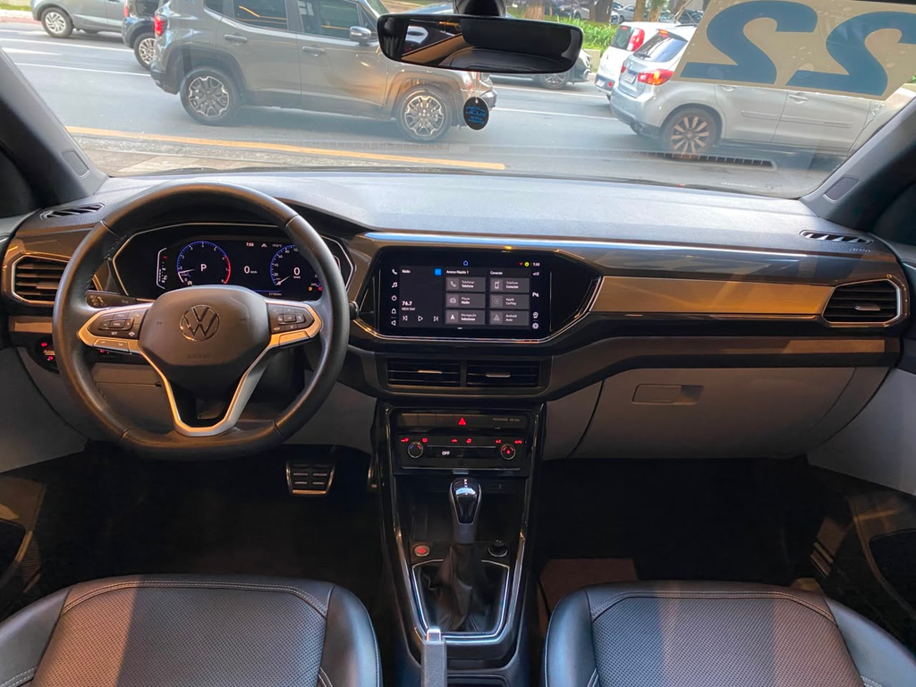 Volkswagen T-Cross Preto