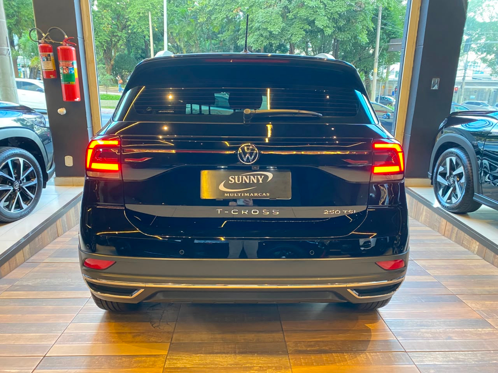 Volkswagen T-Cross Preto
