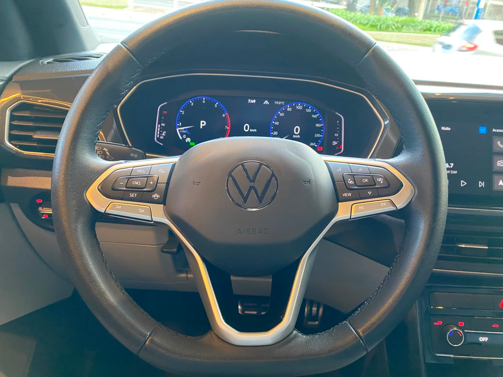 Volkswagen T-Cross Preto