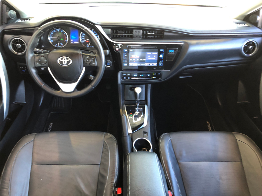 Toyota Corolla Cinza
