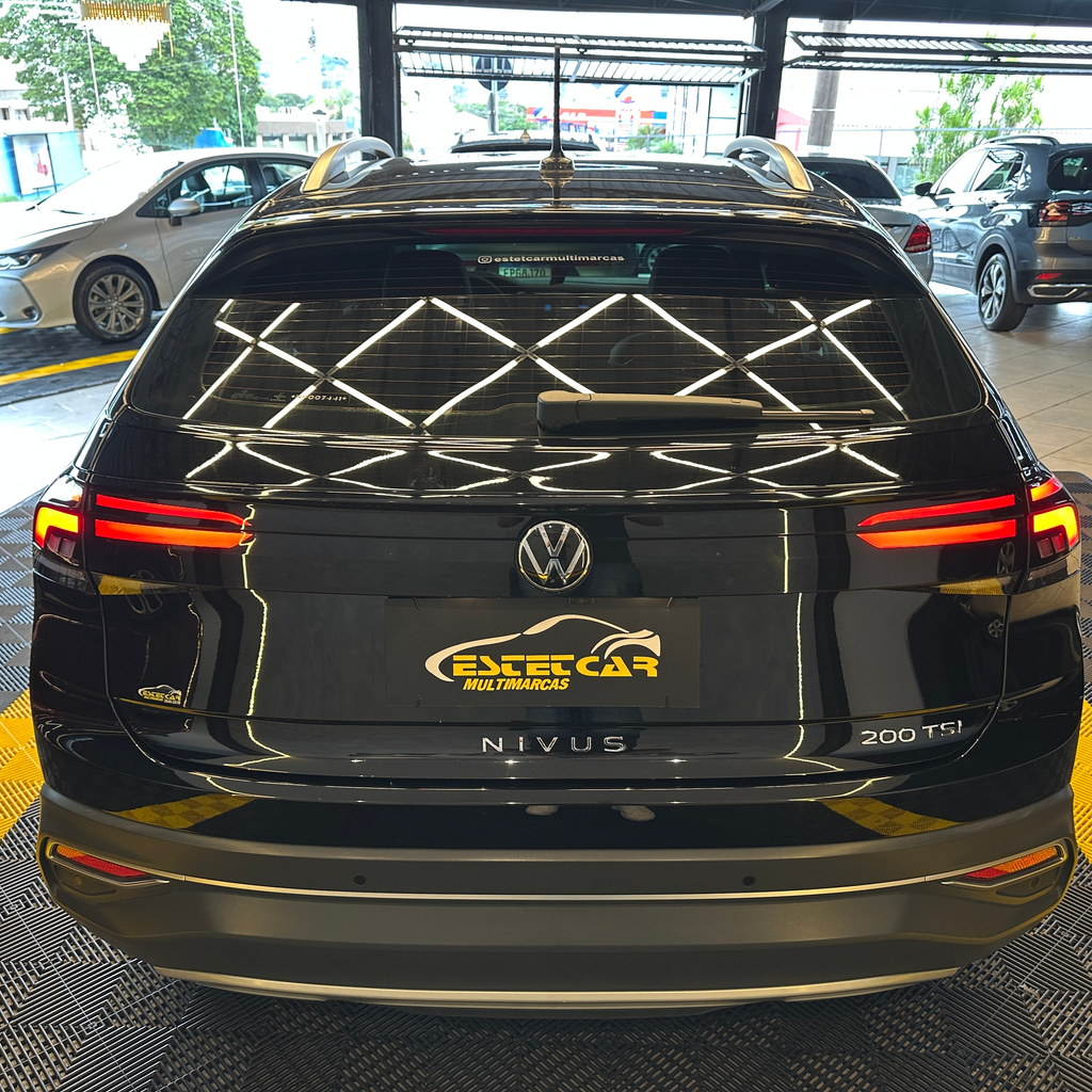 Volkswagen Nivus Preto