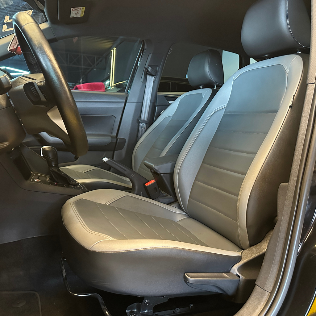 Volkswagen Nivus Preto