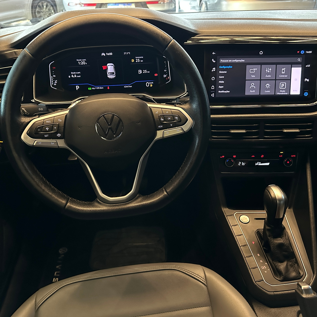 Volkswagen Nivus Preto