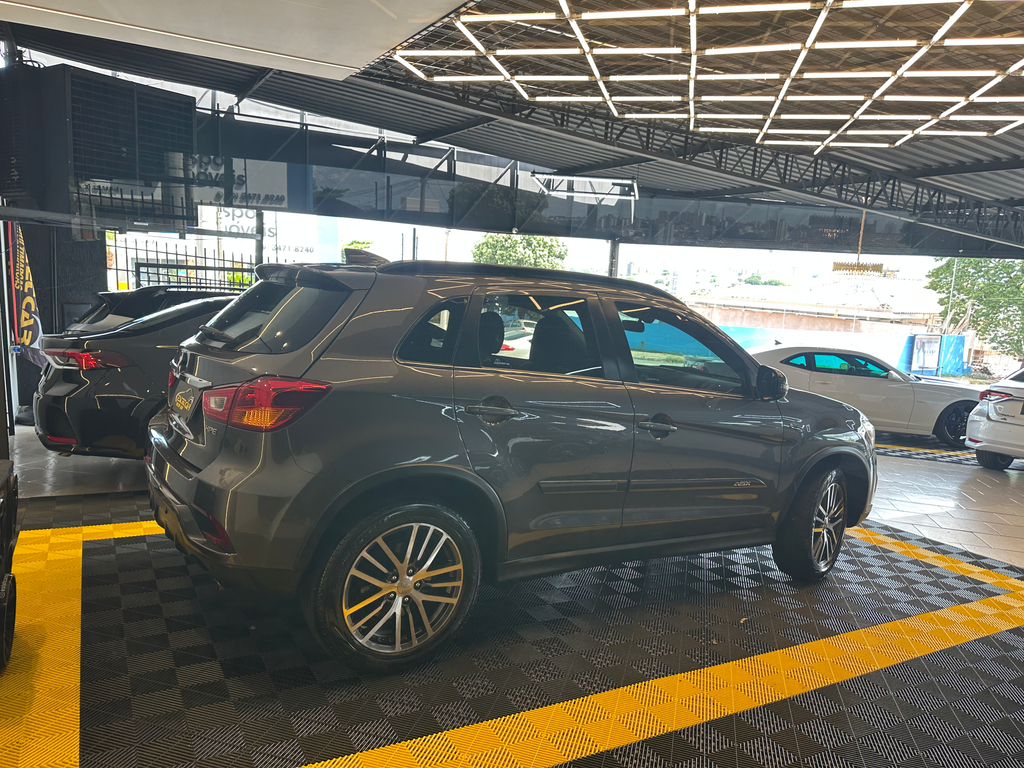 Mitsubishi ASX Cinza