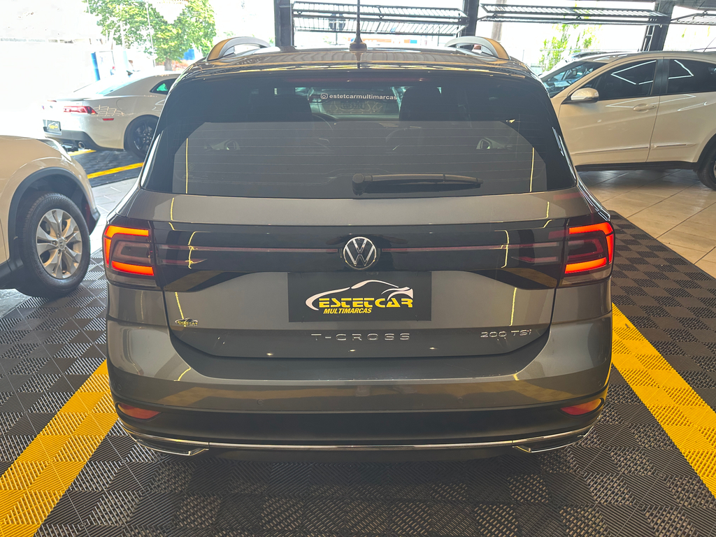 Volkswagen T-Cross Cinza