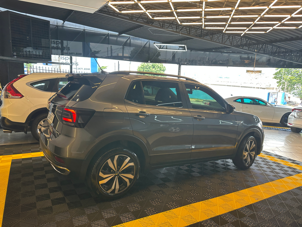Volkswagen T-Cross Cinza