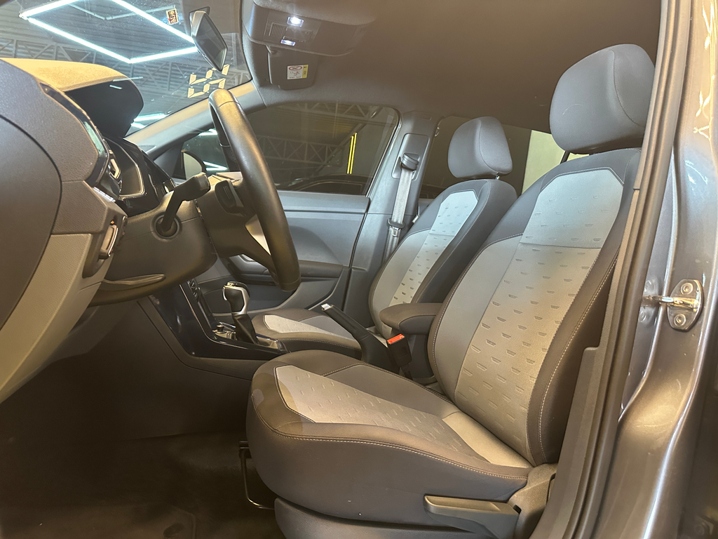 Volkswagen T-Cross Cinza