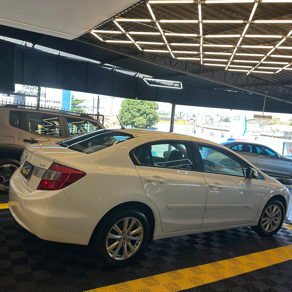 Honda Civic Branco