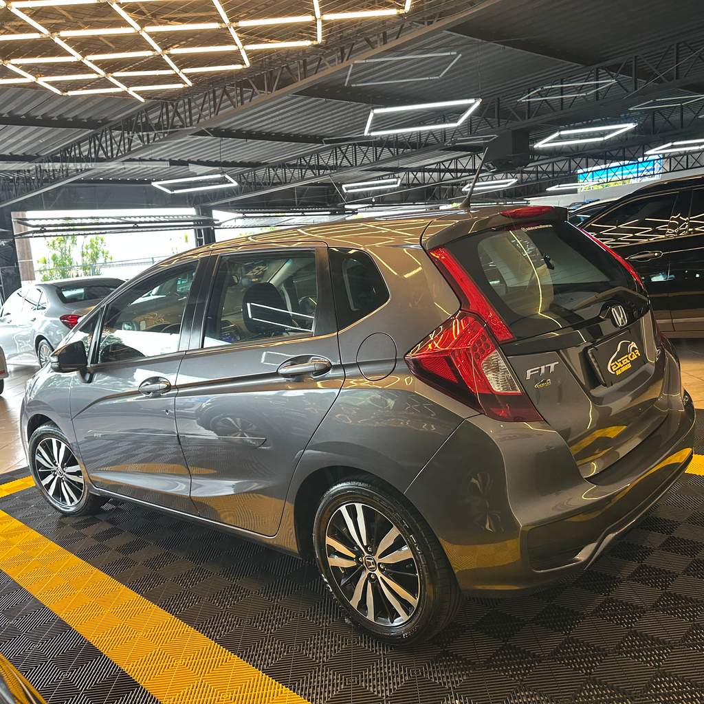 Honda Fit Cinza