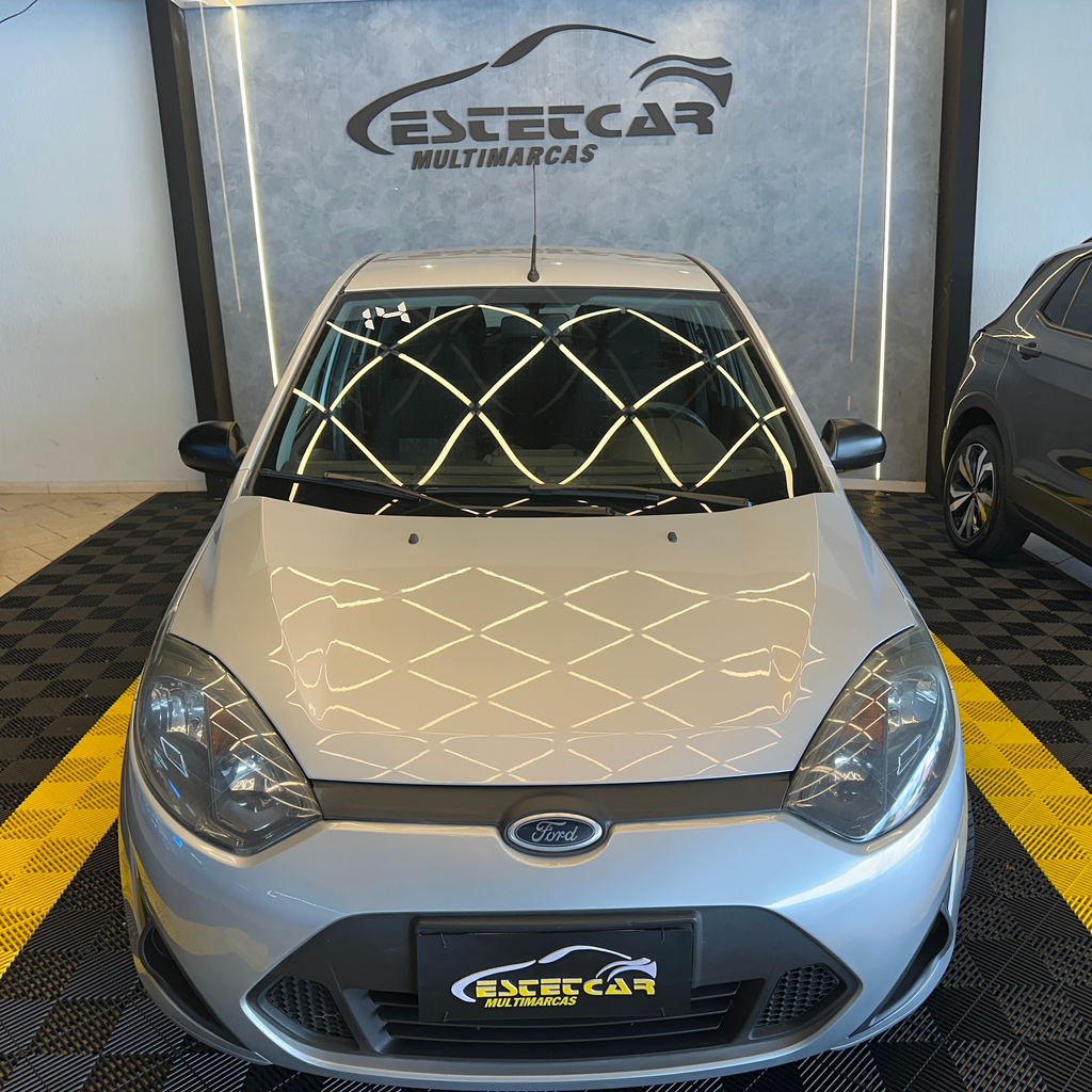 Ford Fiesta Hatch Prata