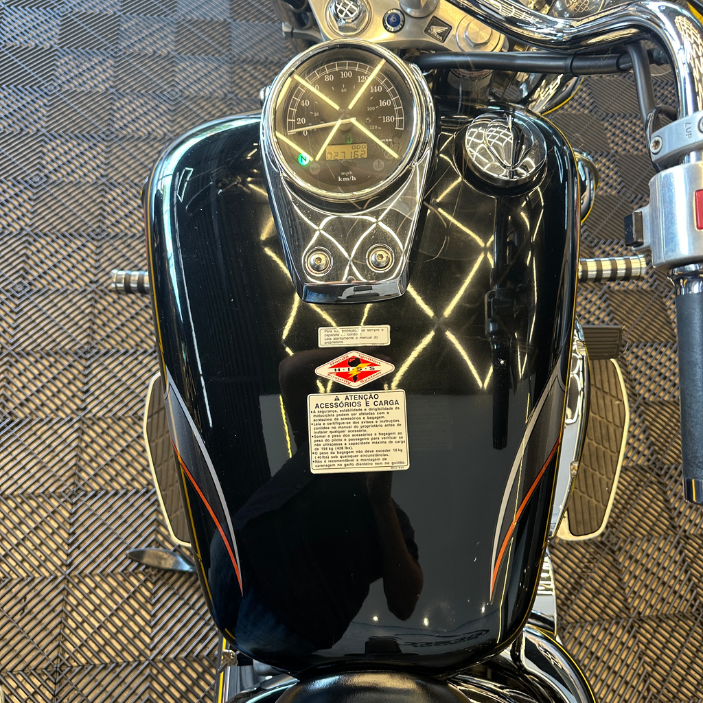 Honda VT Preto