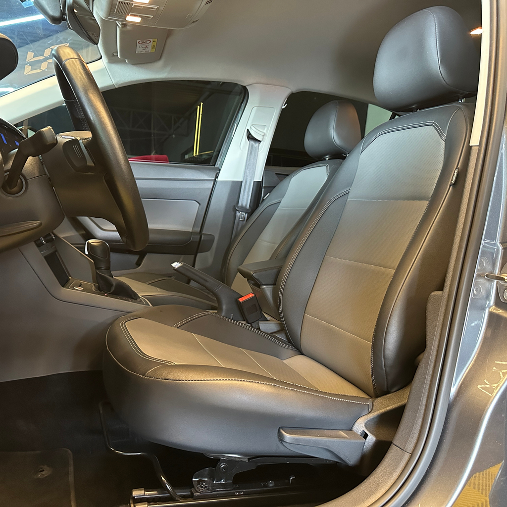 Volkswagen Virtus Cinza