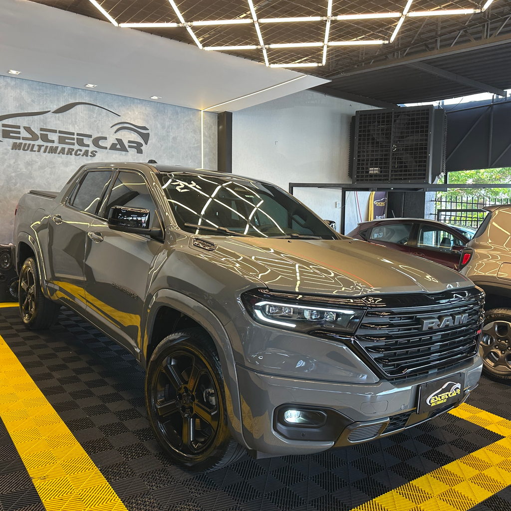 Ram RAMPAGE Cinza