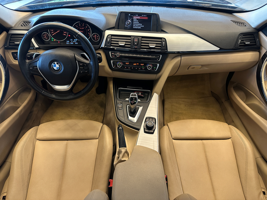 BMW Série 3 Azul