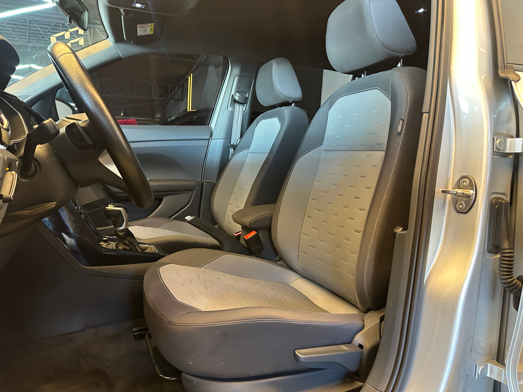 Volkswagen T-Cross Prata