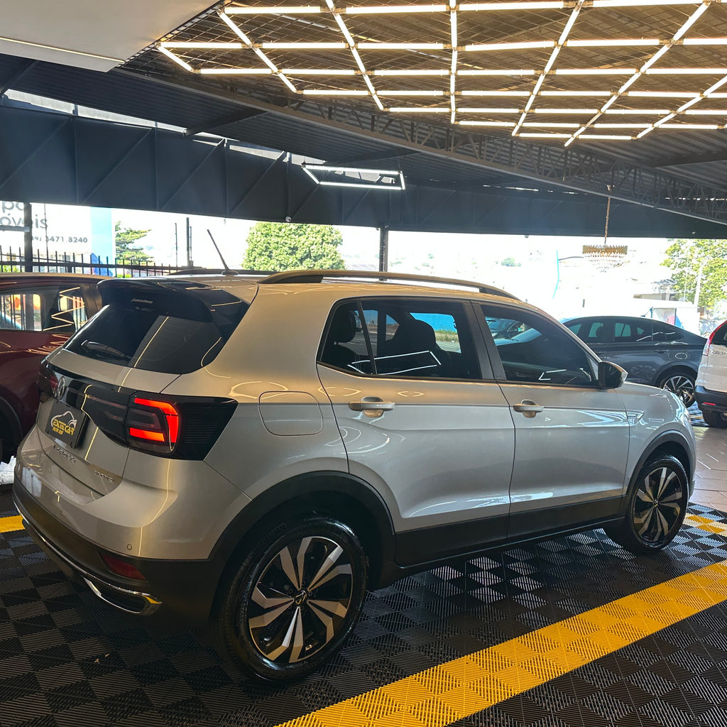 Volkswagen T-Cross Prata