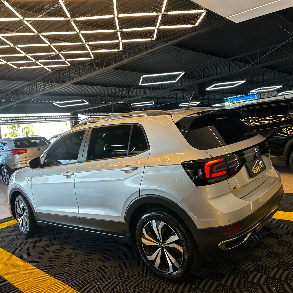 Volkswagen T-Cross Prata