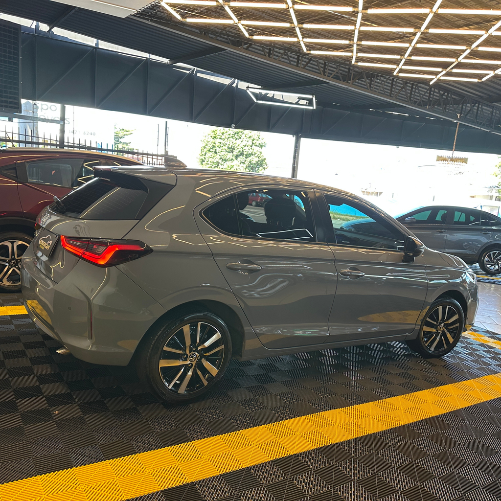 Honda City Cinza
