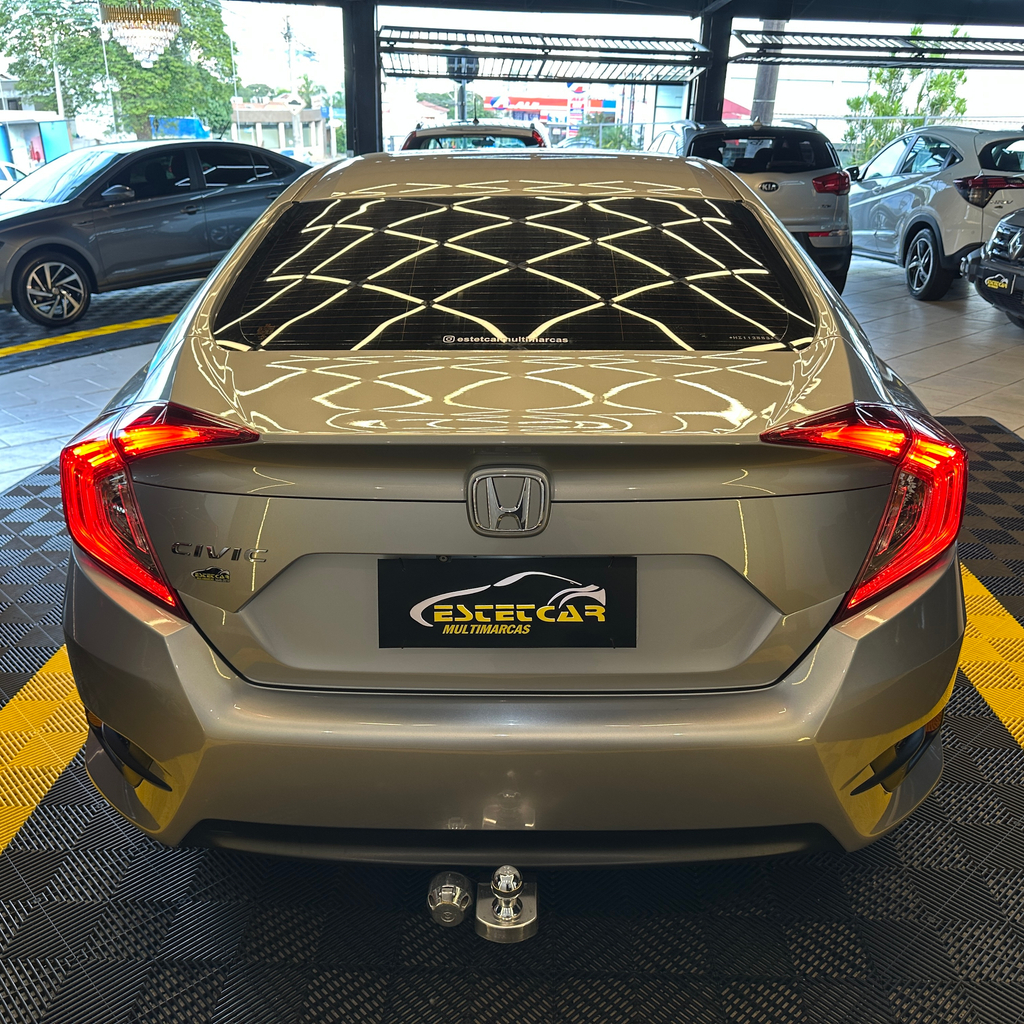 Honda Civic Sedan Prata