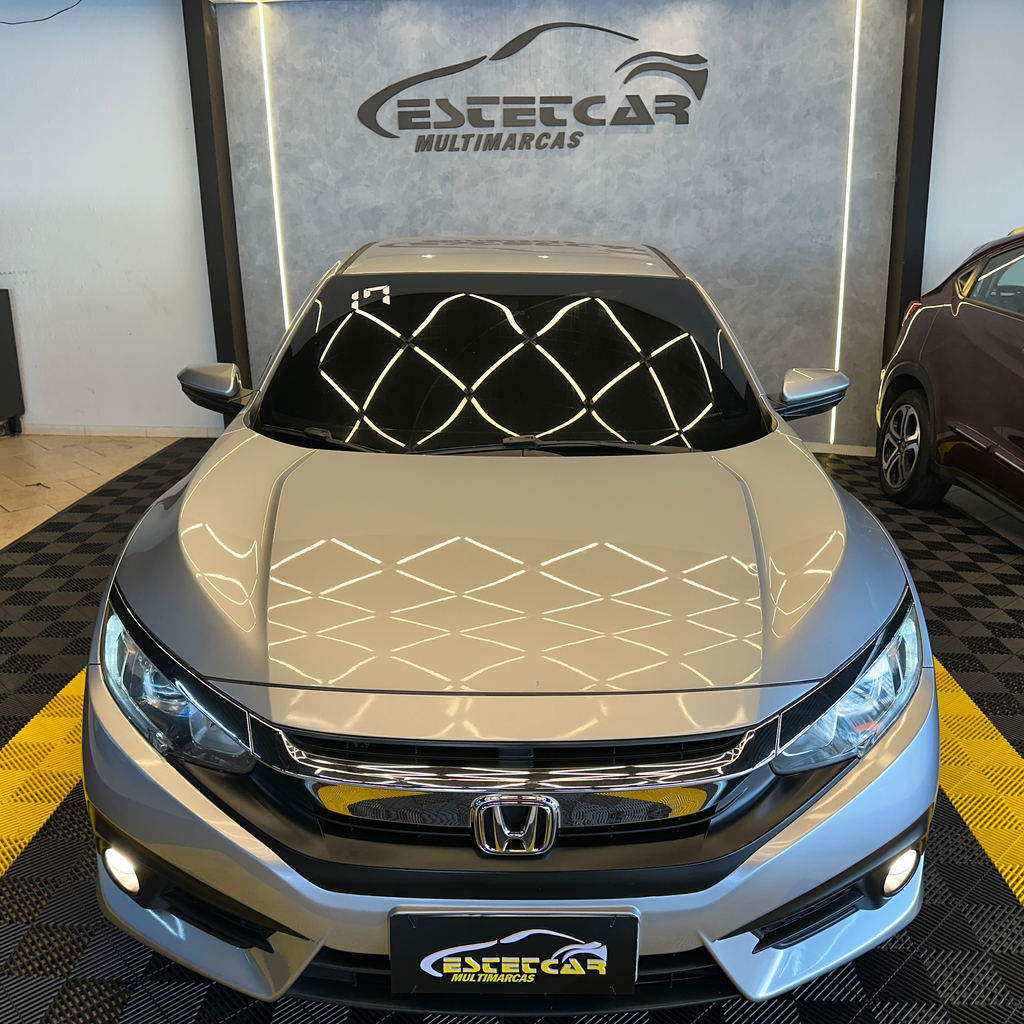Honda Civic Sedan Prata