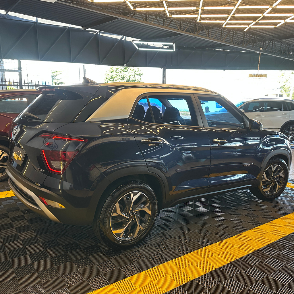 Hyundai Creta Azul