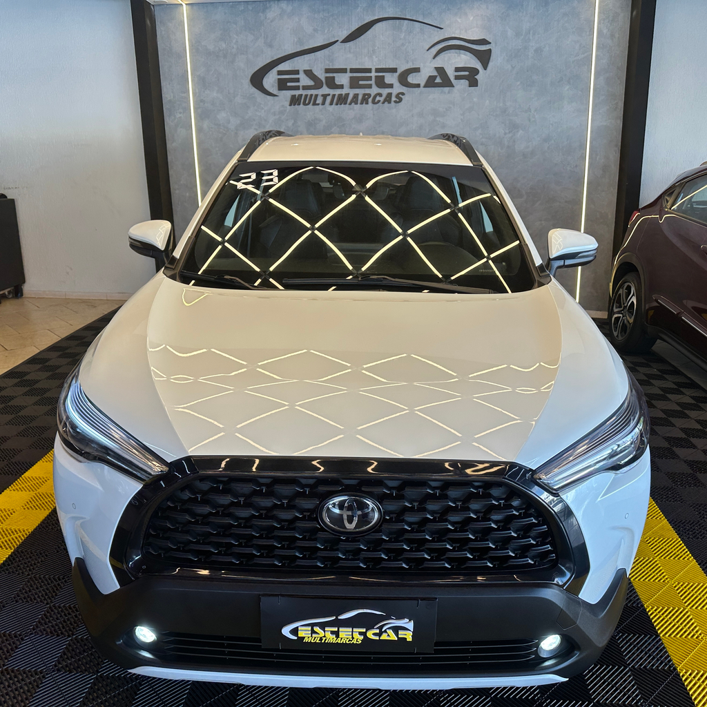 Toyota Corolla Cross Branco