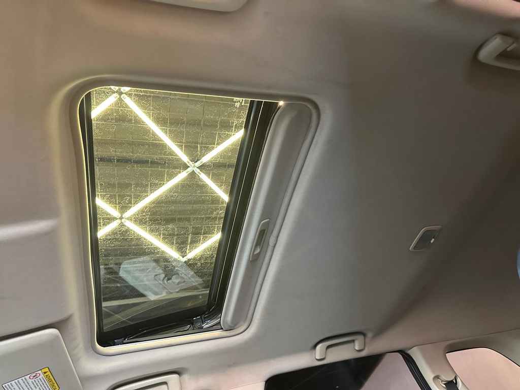 Mitsubishi Outlander Cinza