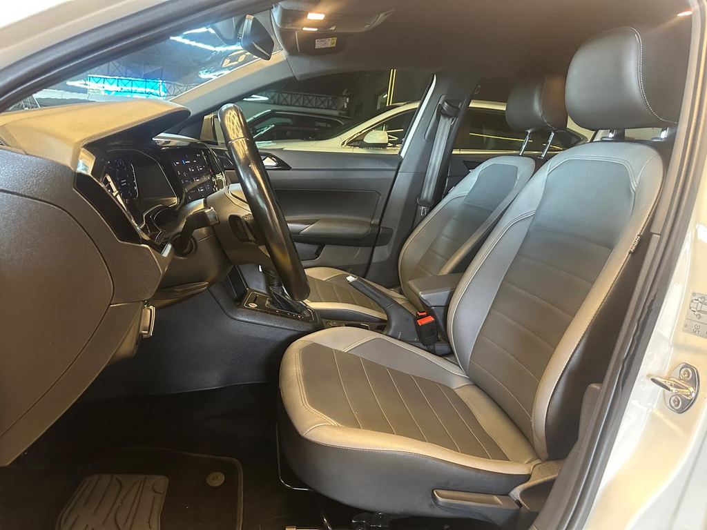 Volkswagen Nivus Branco