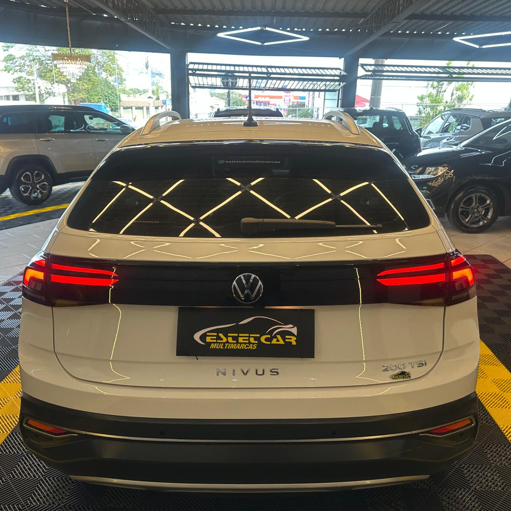 Volkswagen Nivus Branco