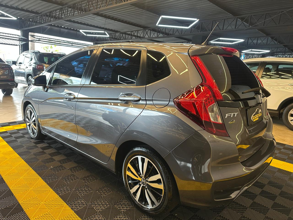 Honda Fit Cinza