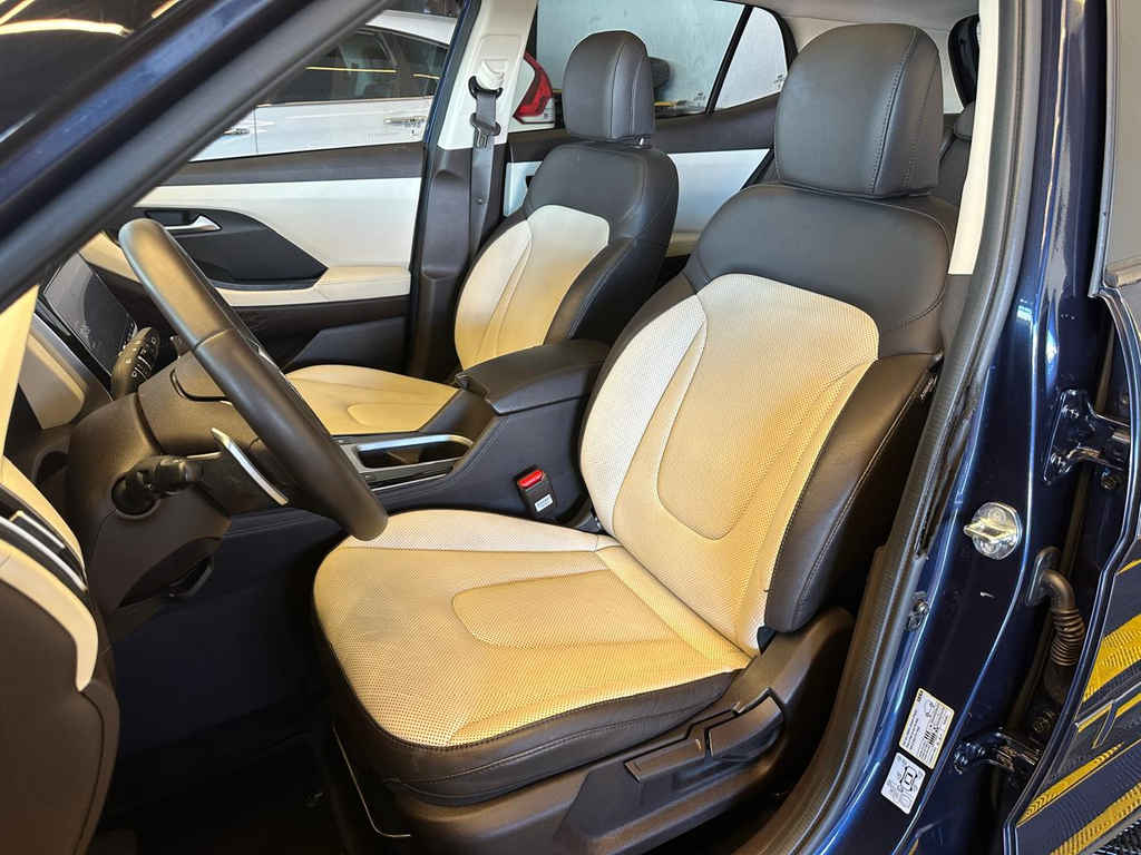 Hyundai Creta Azul
