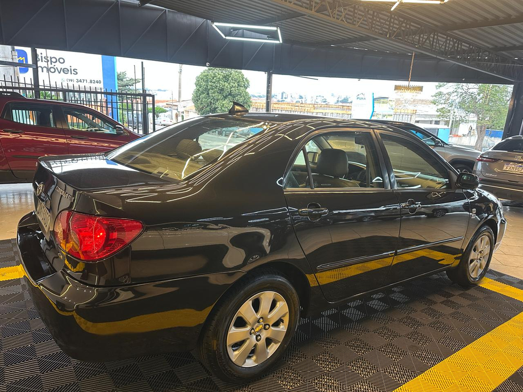 Toyota Corolla Preto