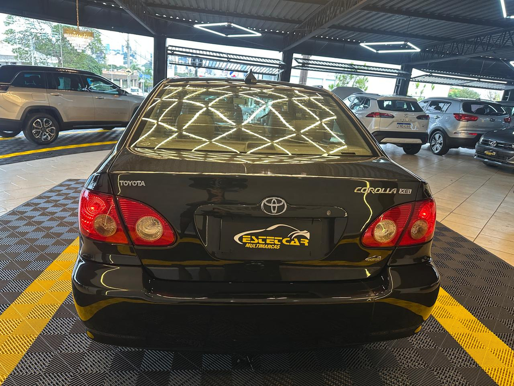 Toyota Corolla Preto