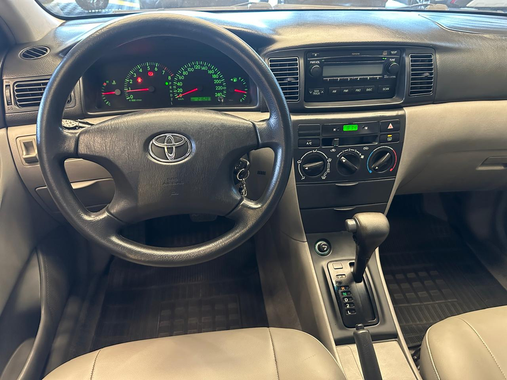 Toyota Corolla Preto